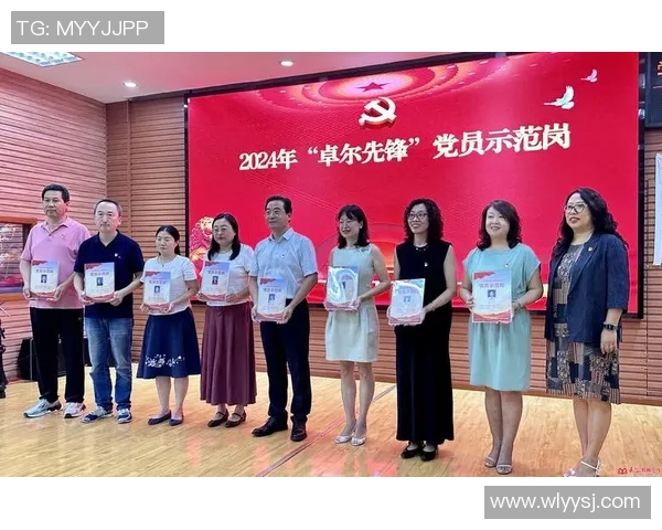 刘芳畅谈英雄联盟职业生涯背后的故事与心路历程